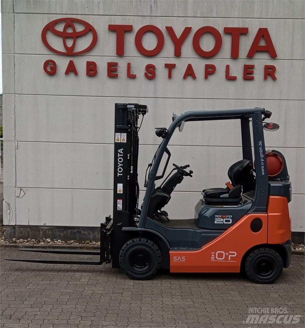 Toyota 02-8FGKF20 Wózki LPG
