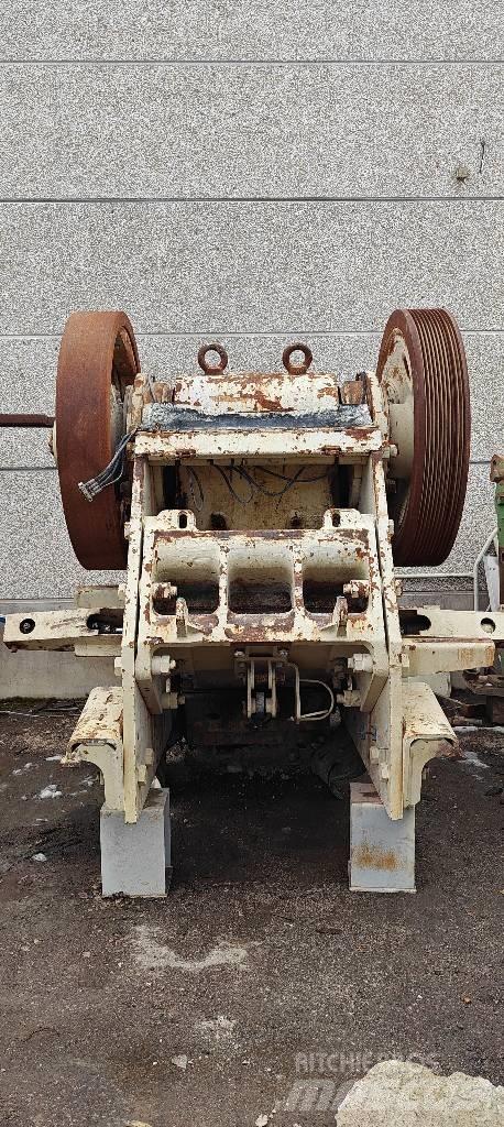 Metso C 100 Kruszarki