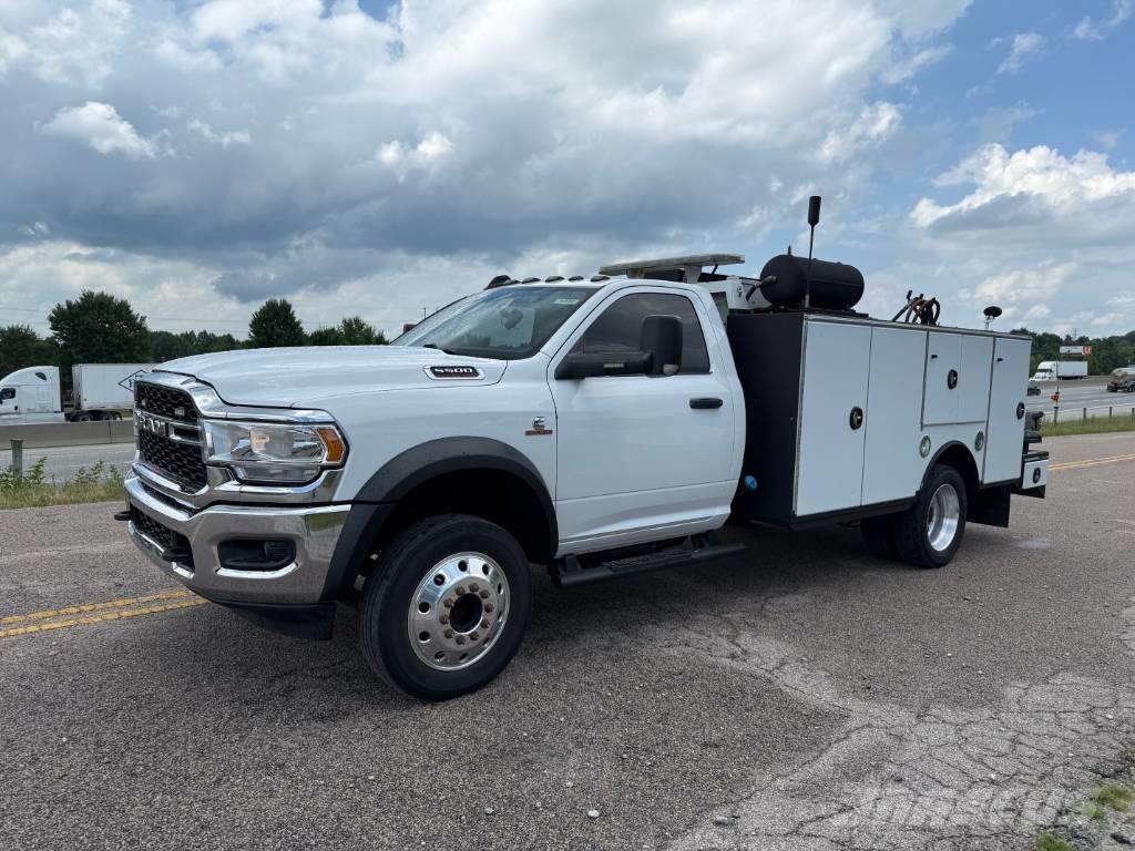 RAM 5500 TRADESMAN Pojazdy komunalne