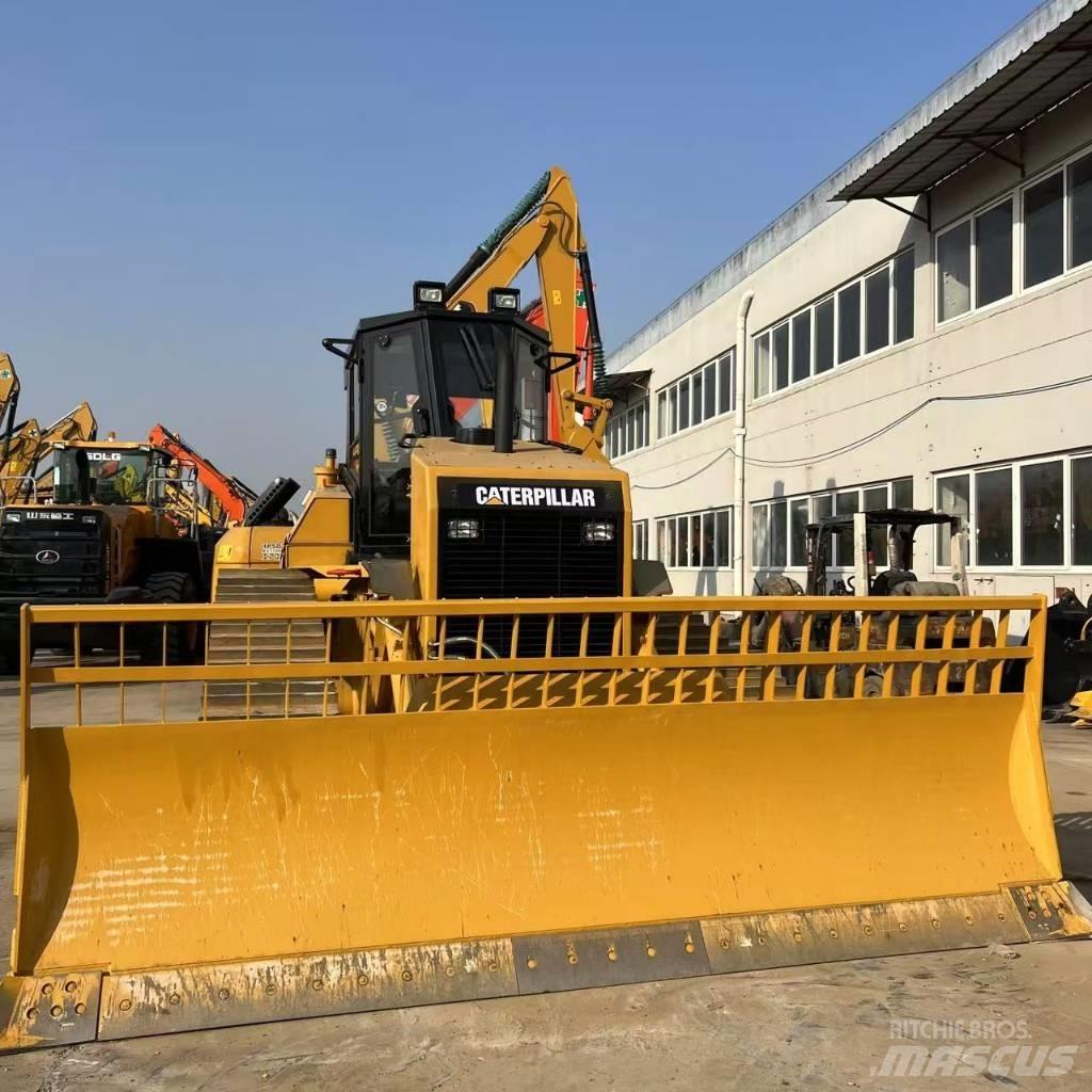 CAT D 8 R Spycharki gąsienicowe