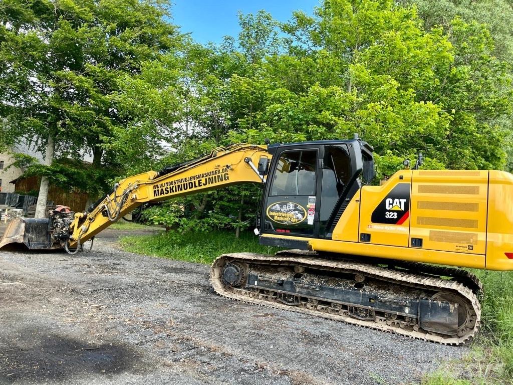 CAT 323 NG - nextgen Koparki gąsienicowe