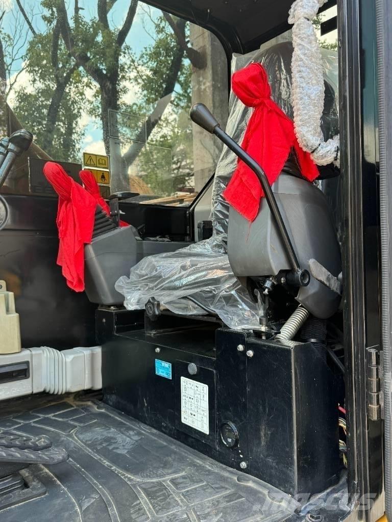 CAT 307E2 Minikoparki