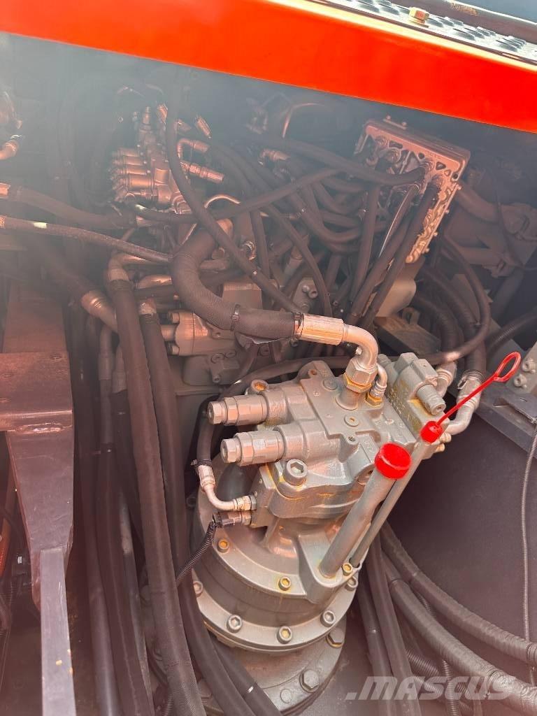 Hitachi ZX200 Koparki gąsienicowe