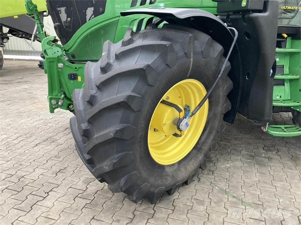 John Deere 6215R Ciągniki rolnicze