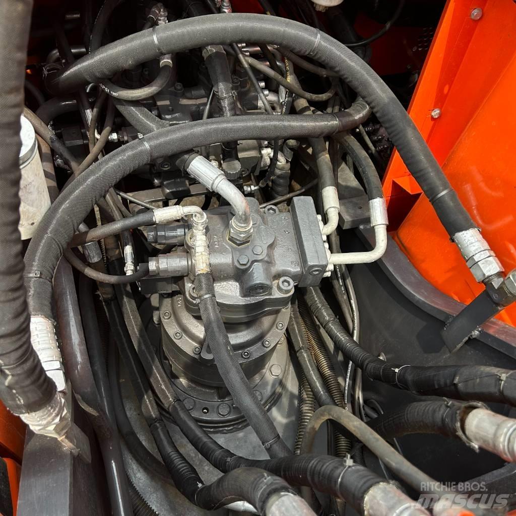 Doosan DX 225 LC Koparki gąsienicowe