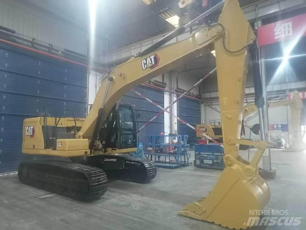 CAT 323 Koparki gąsienicowe
