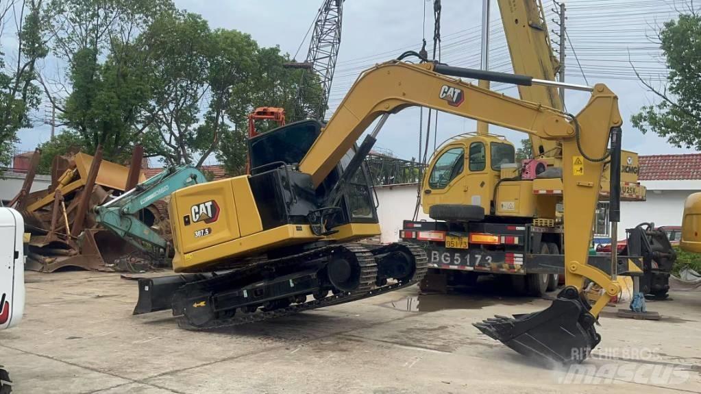 CAT 307 Minikoparki