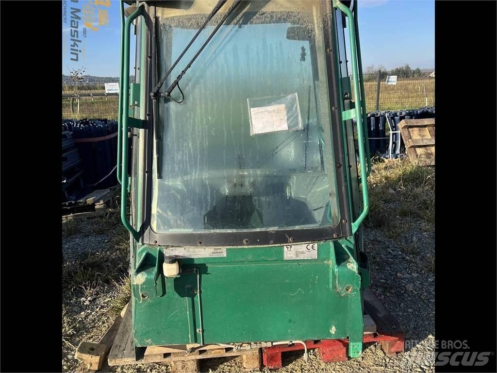 Timberjack 1110D Kabiny i wnętrze