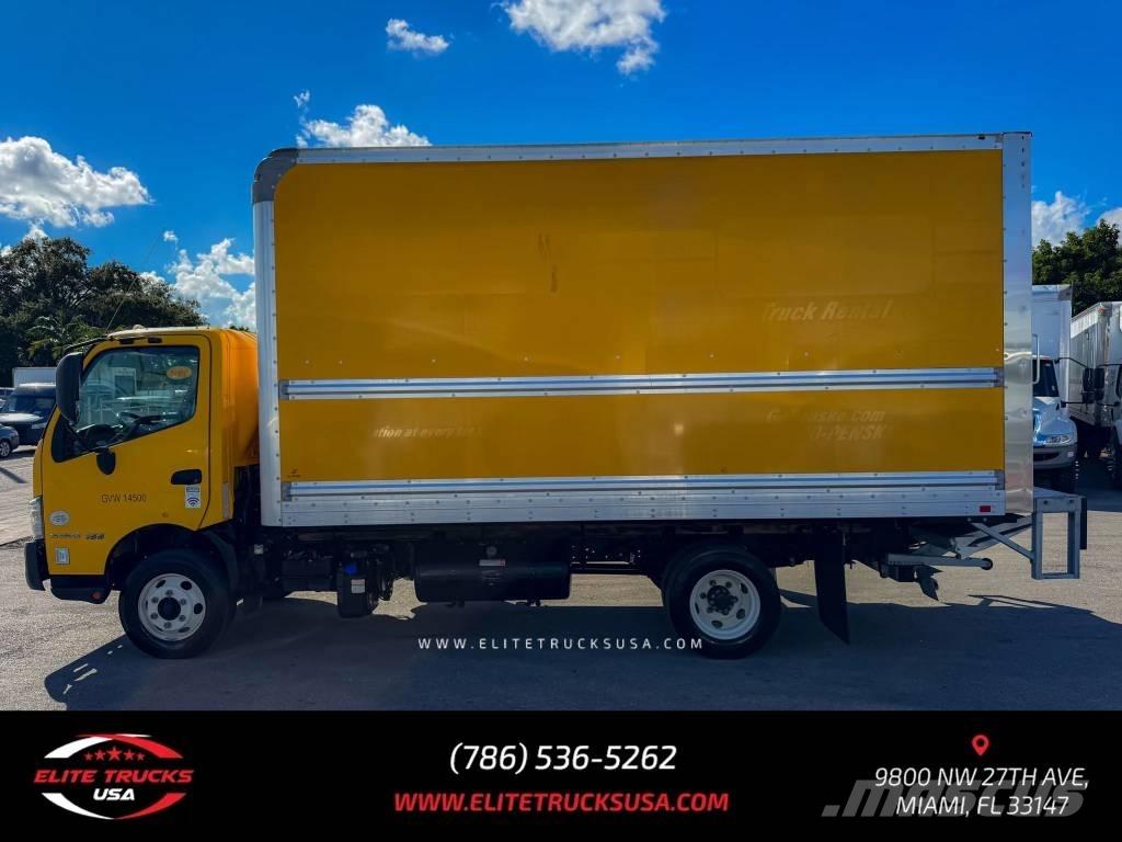 Hino 155 Samochody ciężarowe ze skrzynią zamkniętą