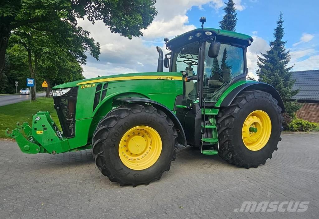 John Deere 8245 R Ciągniki rolnicze