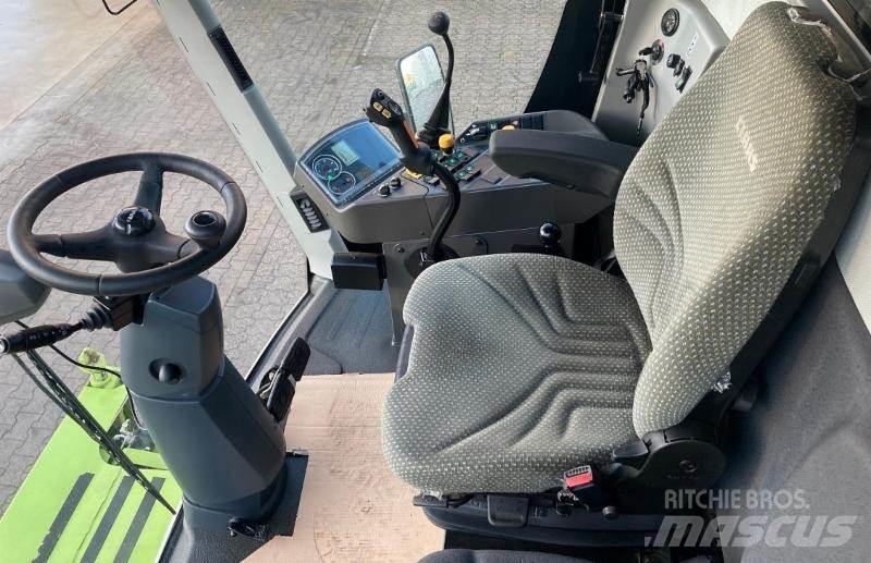 CLAAS AVERO 240 Kombajny zbożowe