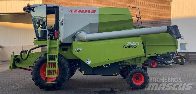 CLAAS AVERO 240 Kombajny zbożowe