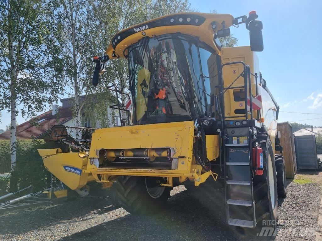 New Holland CX 8.70 Kombajny zbożowe