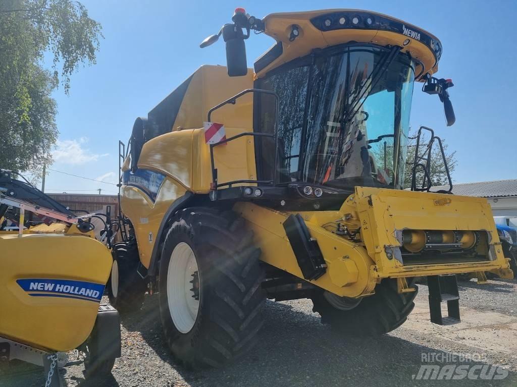 New Holland CX 8.70 Kombajny zbożowe
