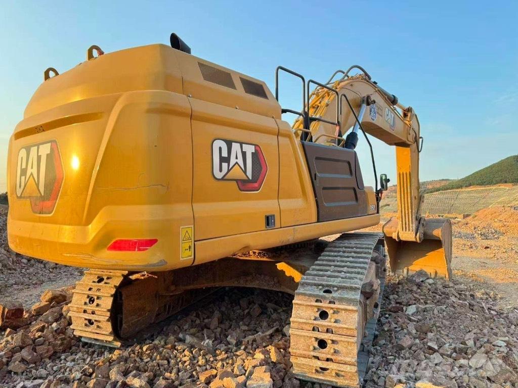 CAT 352 Koparki gąsienicowe