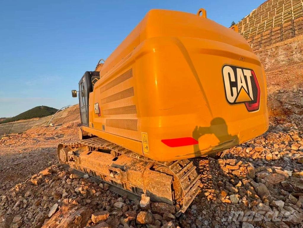 CAT 352 Koparki gąsienicowe