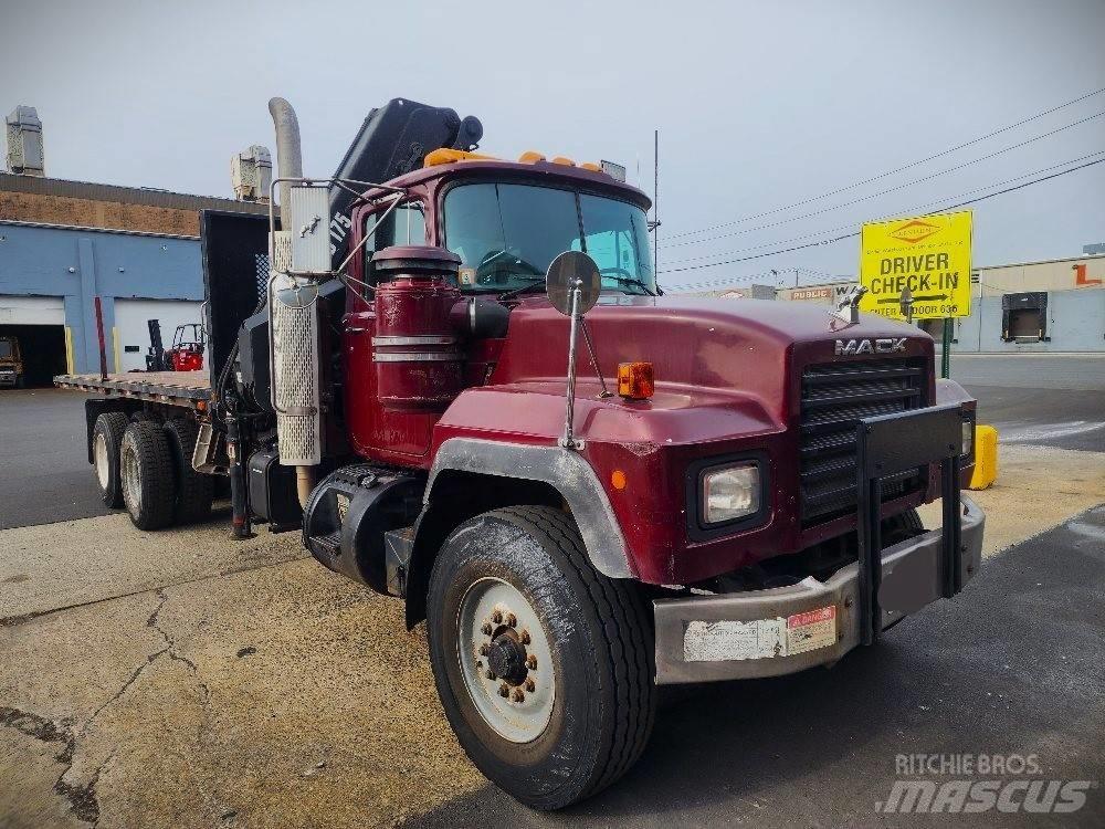 Mack RD 690 S Żurawie samochodowe