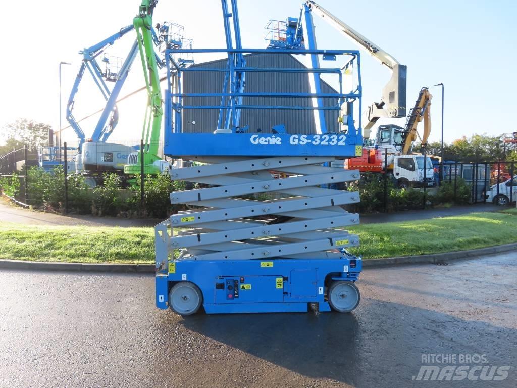 Genie GS 3232 Podnośniki nożycowe
