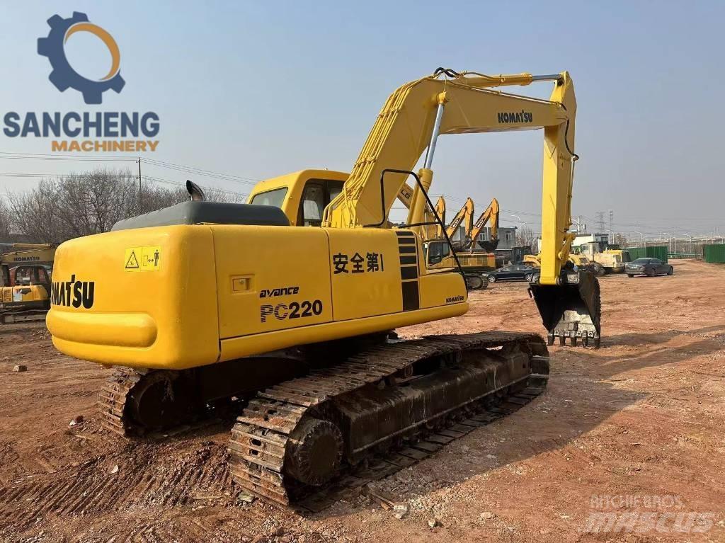 Komatsu PC 200 Koparki gąsienicowe