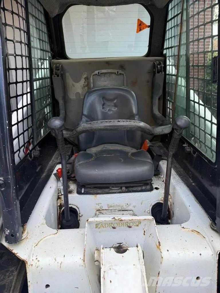 Bobcat S130 Ładowarki burtowe