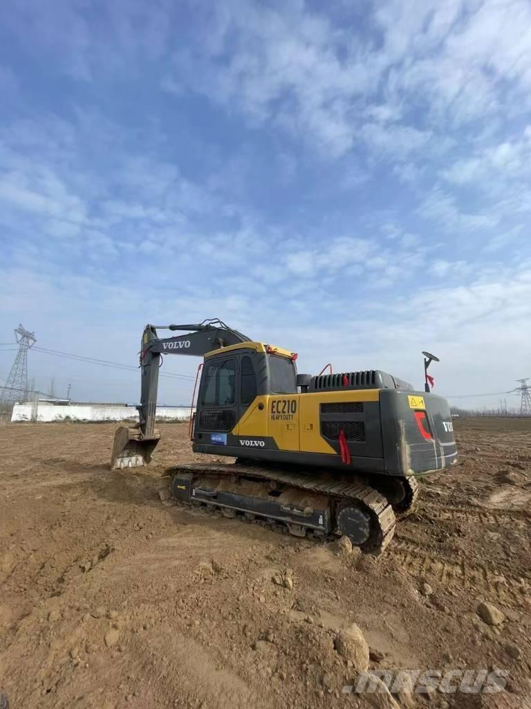 Volvo EC210D Koparki gąsienicowe