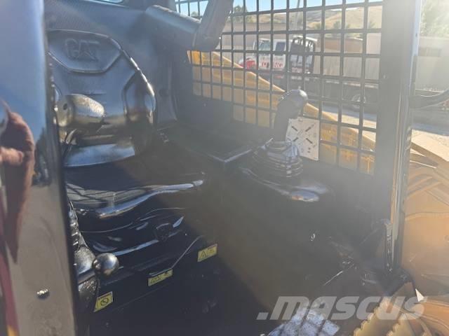 CAT 248 B Ładowarki burtowe