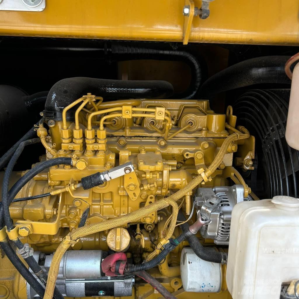 CAT 307E Koparki gąsienicowe