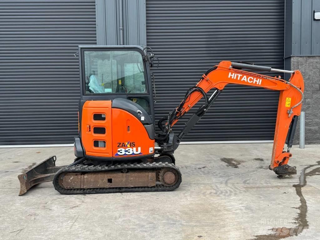 Hitachi ZX 33 U-5 A Minikoparki
