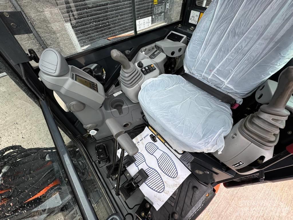 Hitachi ZX 33 U-5 A Minikoparki