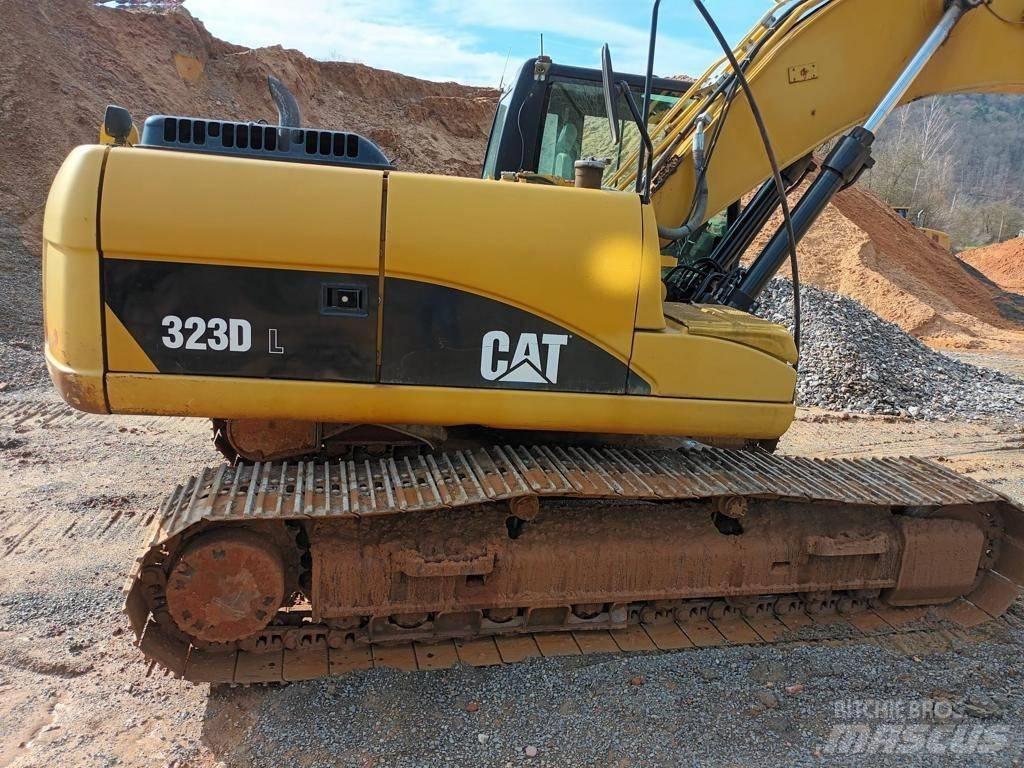CAT 323 DL Koparki gąsienicowe