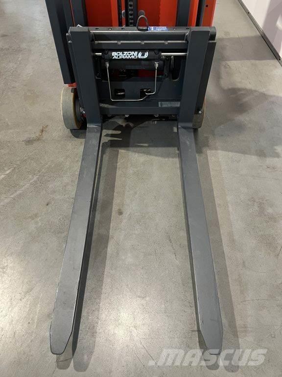 Linde E10 Wózki widłowe unoszące z dyszlem