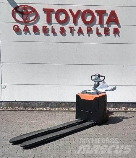Toyota LPE 250 Wózki widłowe unoszące