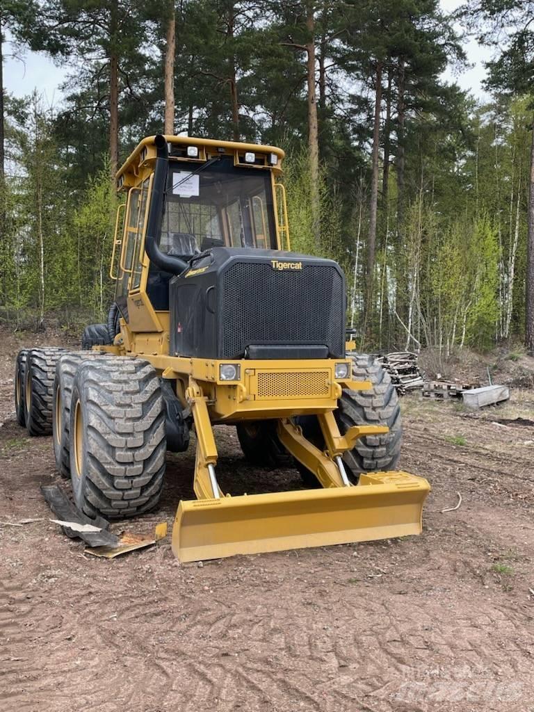 Tigercat 1075C Forwardery