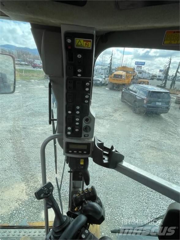 CAT 160M Równiarki