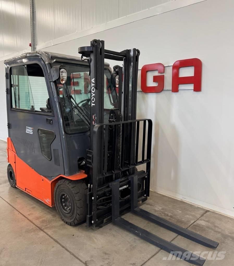 Toyota 10939 - 8FBMT25 Wózki elektryczne