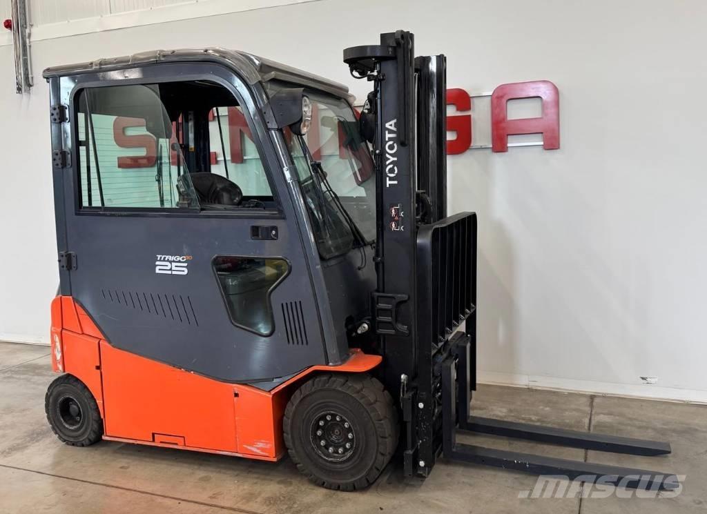 Toyota 10939 - 8FBMT25 Wózki elektryczne