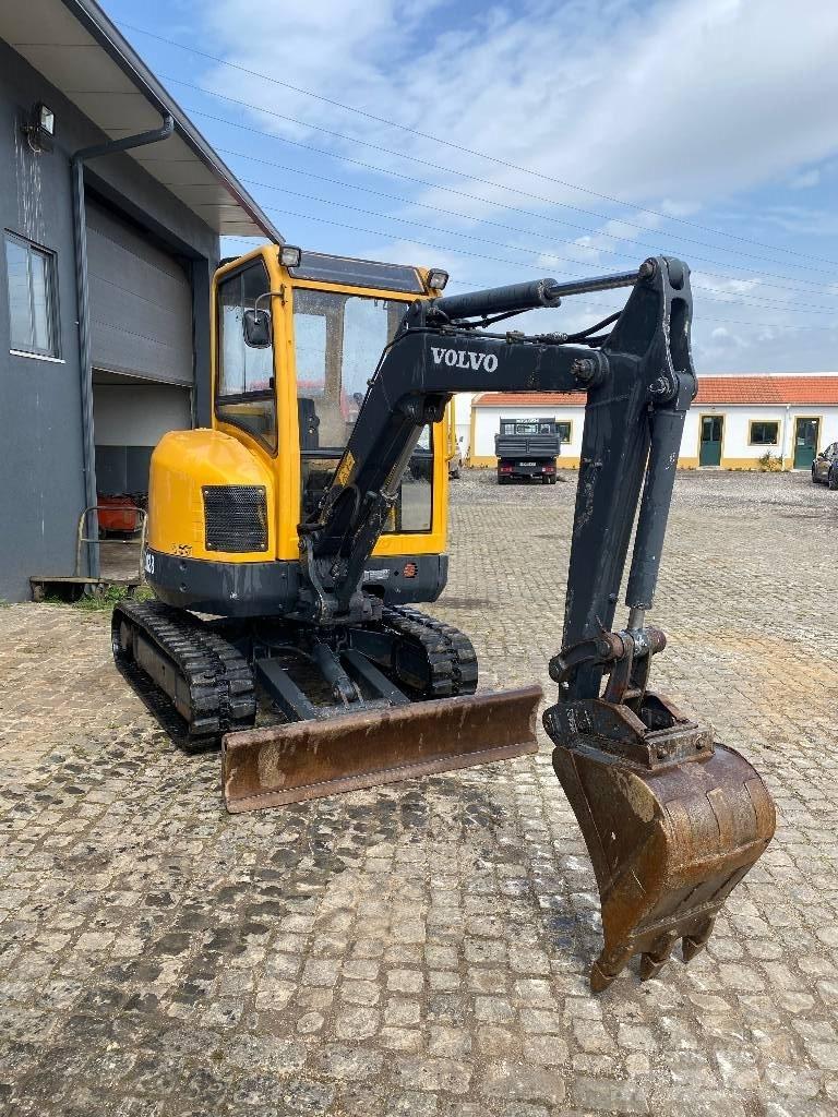 Volvo ECR 28 Minikoparki