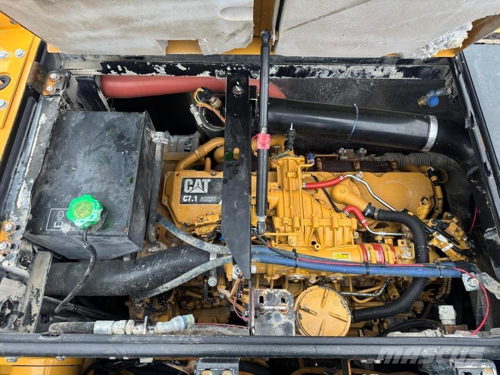 CAT MH3022 Koparki przeładunkowe