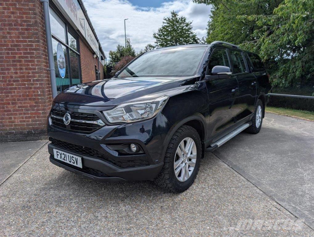 Ssangyong Musso Samochody osobowe