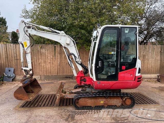 Takeuchi TB 230 Minikoparki