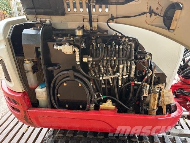 Takeuchi TB 230 Minikoparki