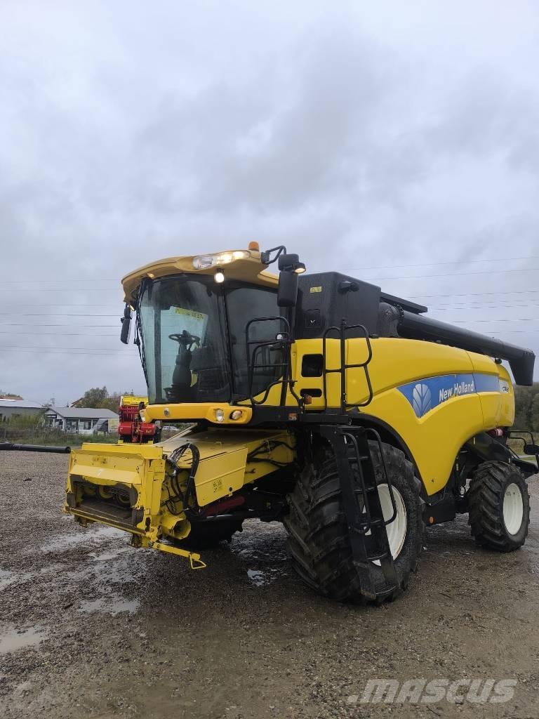 New Holland CX 8060 Kombajny zbożowe