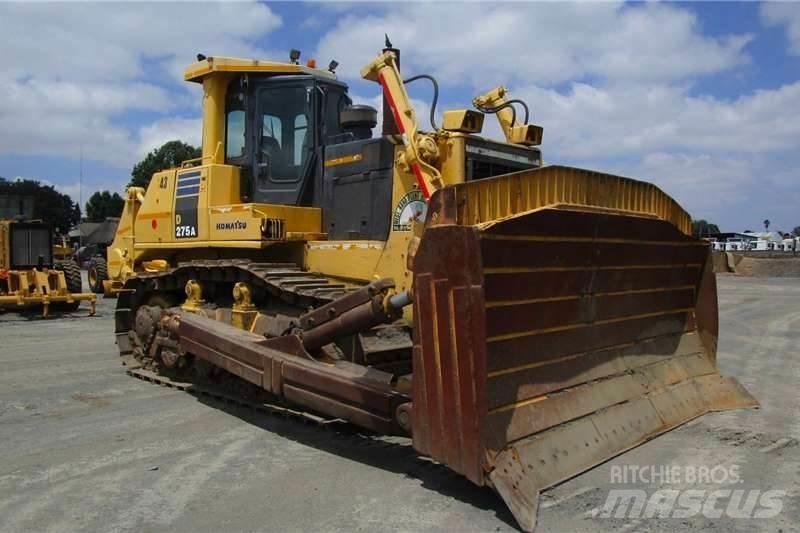 Komatsu D275A-5 Spycharki gąsienicowe