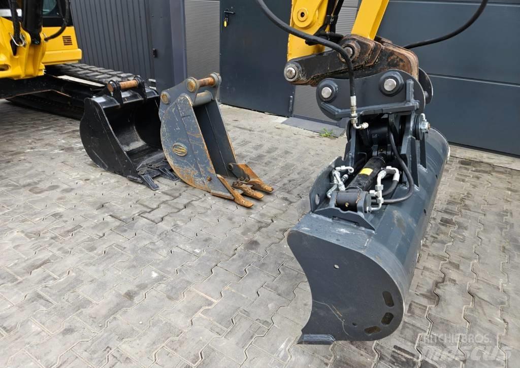 CAT 305 CR Minikoparki
