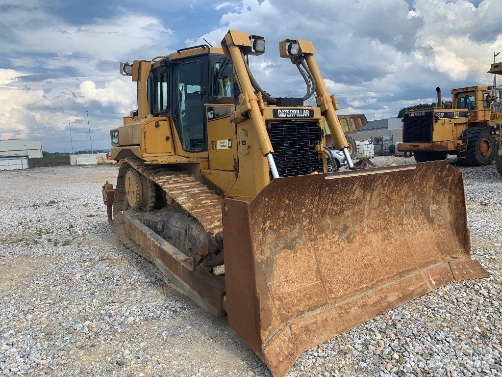 CAT D 6 T Spycharki gąsienicowe
