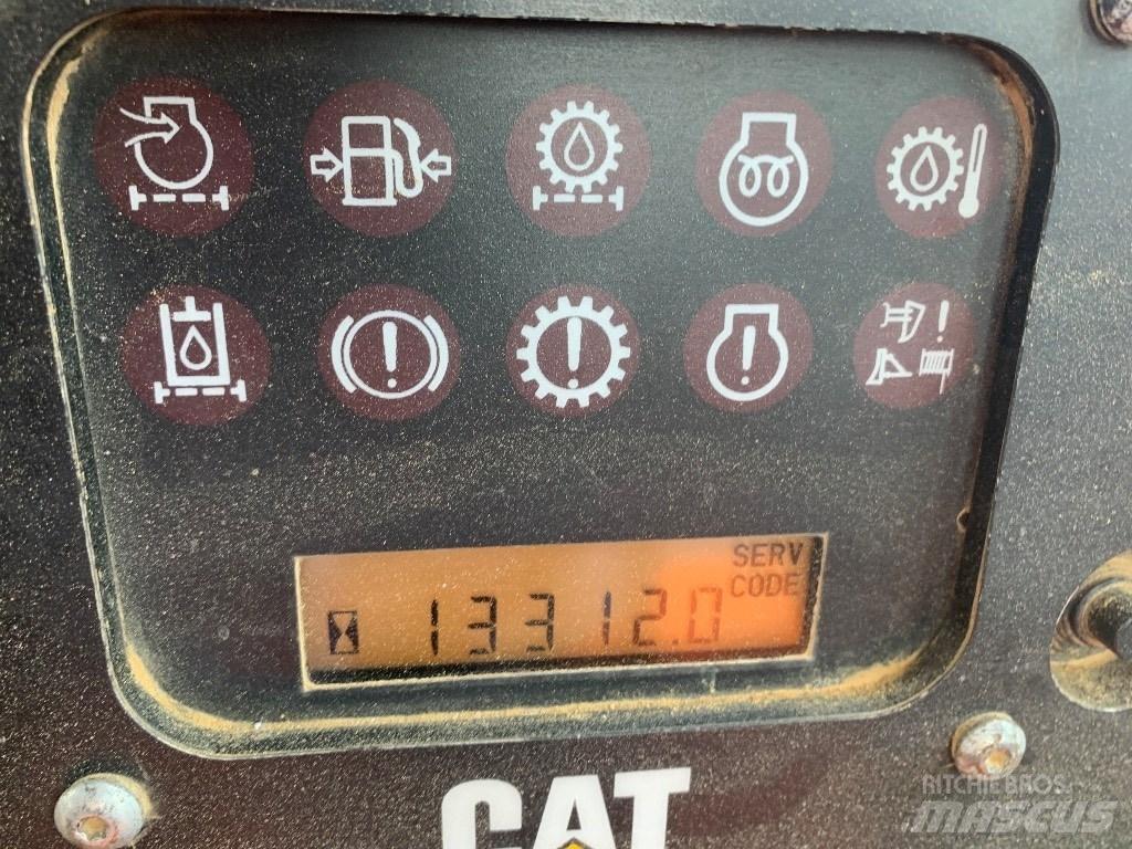 CAT D 6 T Spycharki gąsienicowe
