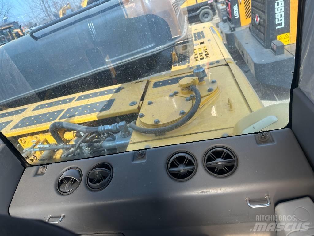 Komatsu pc360 Koparki gąsienicowe