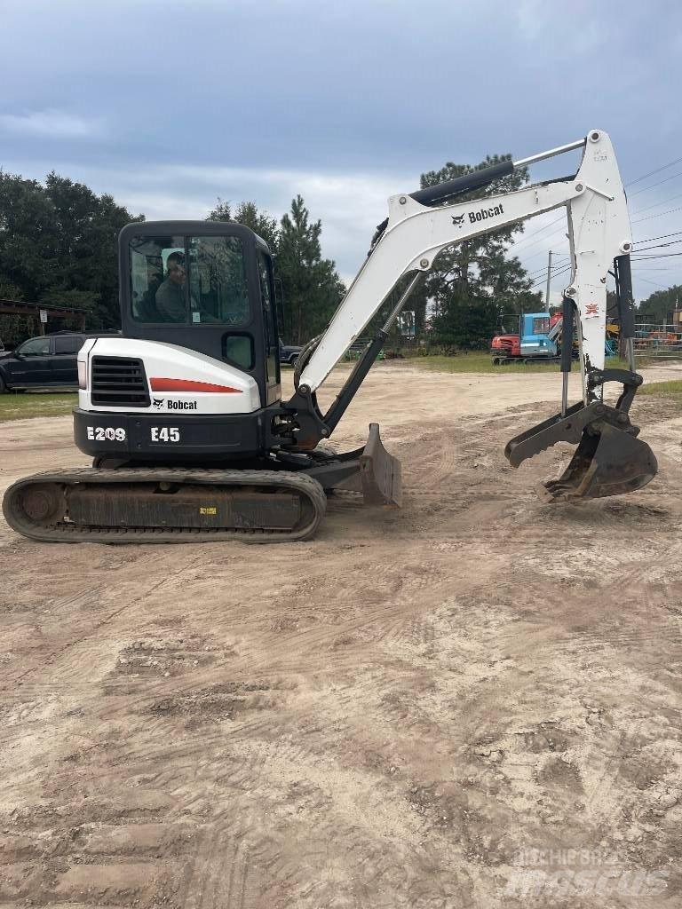 Bobcat E 45 Minikoparki