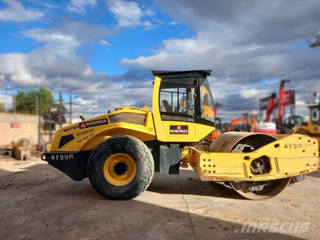 Bomag BW 216 Walce jednobębnowe