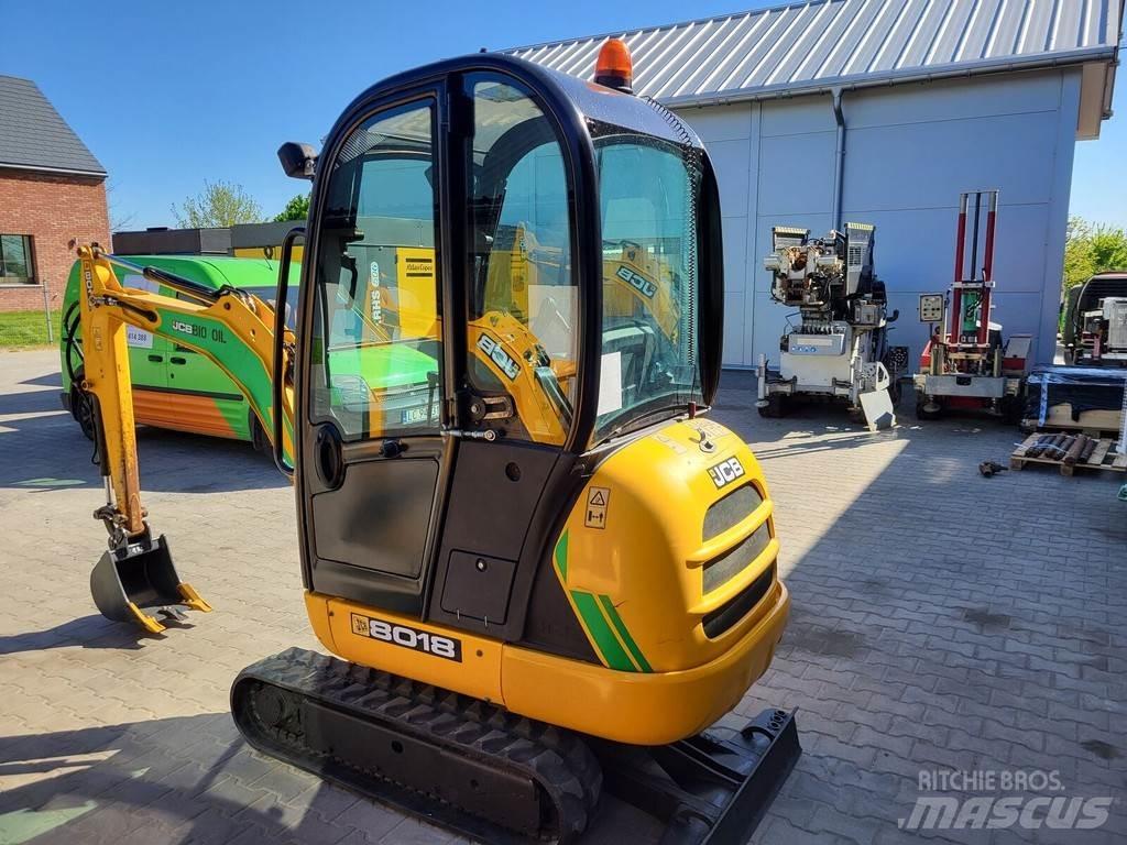 JCB 8018 CTS Minikoparki